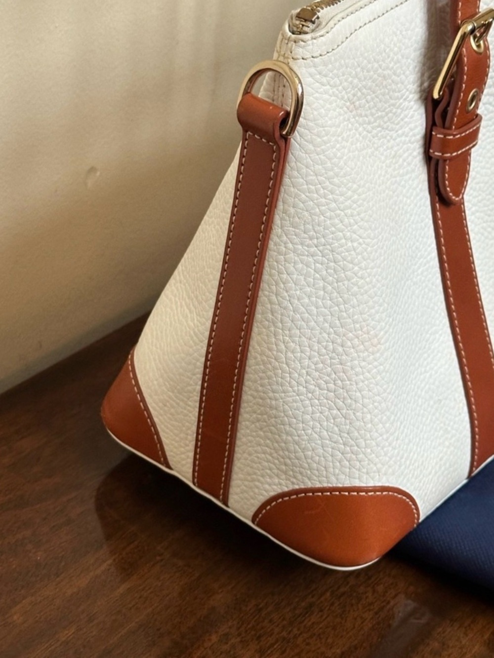 Dooney & Bourke Winter White and Tan Satchel w/Coin Pouch - Picture 4 of 14